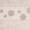 Ręcznik z bordiurą zdobioną aplikacją z trójwymiarowymi haftowanymi kwiatuszkami - 70 x 140 cm - pudrowy 2