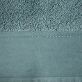 EWA MINGE Ręcznik KARINA w kolorze miętowym, zdobiony aplikacją z cyrkonii na miękkiej szenilowej bordiurze - 70 x 140 cm - miętowy 2