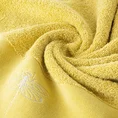 Ręcznik z błyszczącym haftem w kształcie ważki na szenilowej bordiurze - 70 x 140 cm - musztardowy 5