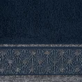 DIVA LINE Ręcznik HANA w kolorze granatowym, z błyszczącym geometrycznym wzorem na bordiurze - 70 x 140 cm - granatowy 2