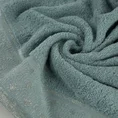 DIVA LINE Ręcznik HANA w kolorze miętowym, z błyszczącym geometrycznym wzorem na bordiurze - 70 x 140 cm - miętowy 5