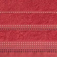 Ręcznik POLA z żakardową bordiurą zdobioną stebnowaniem - 70 x 140 cm - czerwony 2