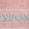 EUROFIRANY CLASSIC Ręcznik SYLWIA 1 z żakardową bordiurą tkaną w ornamentowy wzór - 70 x 140 cm - pudrowy róż 2