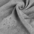 Ręcznik świąteczny SANTA 13 bawełniany z haftem ze śnieżynkami i drobnymi śnieżynkami - 50 x 90 cm - srebrny 4