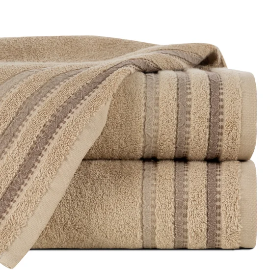 Ręcznik IRENE z puszystej bawełny podkreślony paseczkami - 50 x 90 cm - beżowy
