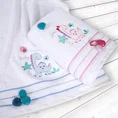 Ręcznik BABY z haftowaną aplikacją z dinozaurem - 50 x 90 cm - biały 4