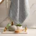 Ręcznik RENI o klasycznym designie z bordiurą w formie trzech tkanych paseczków - 30 x 50 cm - srebrny 4