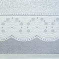 Ręcznik z żakardową bordiurą zdobioną drobnymi kwiatuszkami - 50 x 90 cm - srebrny 2