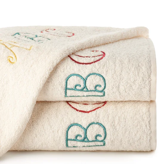 Ręcznik  BABY z haftem z literkami - 50 x 90 cm - kremowy