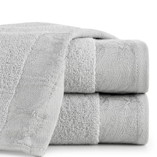 Ręcznik AGIS z żakardową bordiurą z motywem liści, ZERO TWIST - 30 x 50 cm - jasnoszary