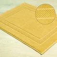 Lekki, chłonący wodę dywanik łazienkowy CALEB z bawełny zdobiony pasem wzoru w krateczkę - 50 x 70 cm - musztardowy 3