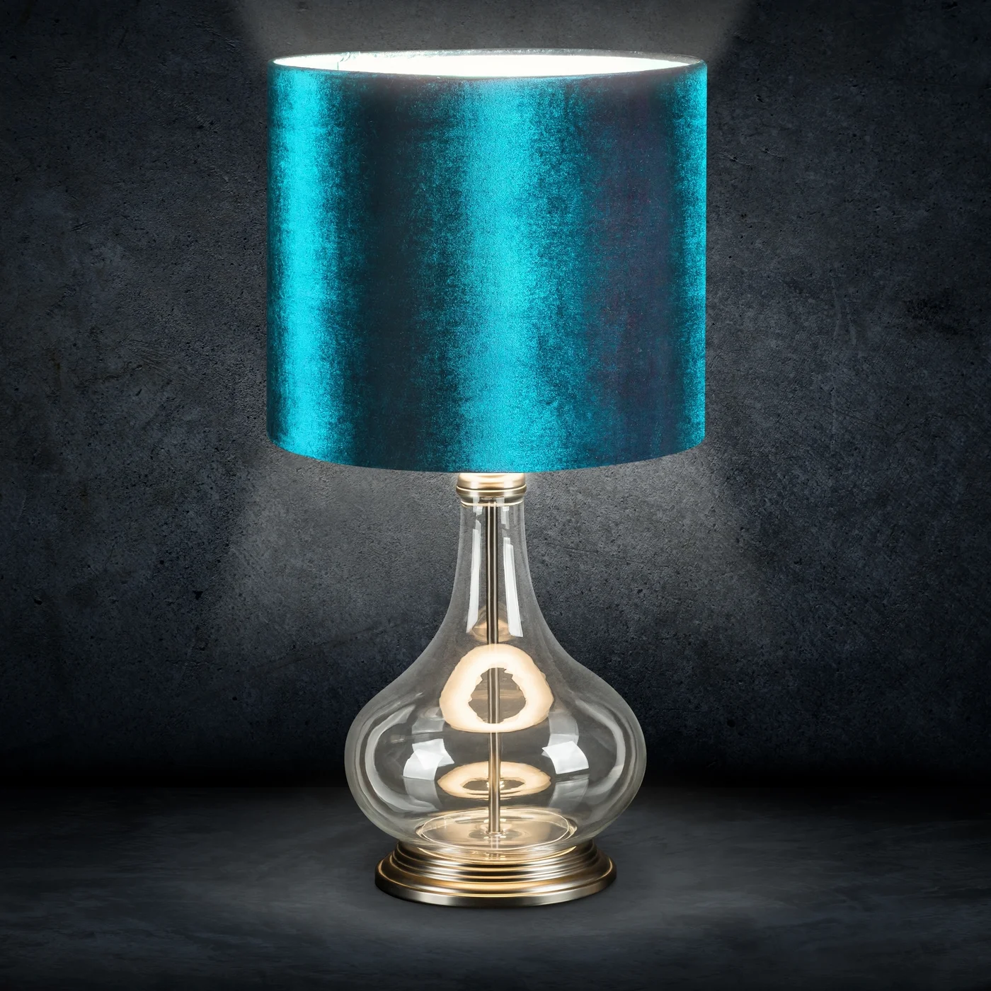 Lampa stołowa KIM na podstawie z przezroczystego szkła z turkusowym  abażurem z lśniącego welwetu