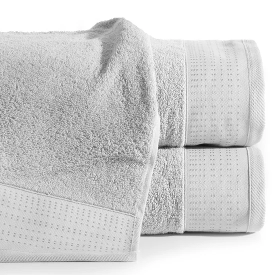 Ręcznik STELLA z bawełny z żakardową bordiurą z drobnymi punkcikami - 50 x 90 cm - srebrny