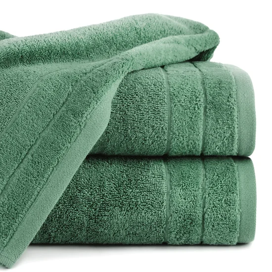 Ręcznik DAMLA z welurową bordiurą - 50 x 90 cm - zielony