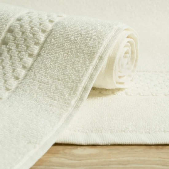 Dywanik łazienkowy CALEB z bawełny frotte, dobrze chłonący wodę - 60 x 90 cm - kremowy
