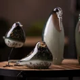 Pingwin PEDRO - ręcznie wykonana figurka dekoracyjna ze szkła artystycznego - 8 x 8 x 22 cm - wielokolorowy 4