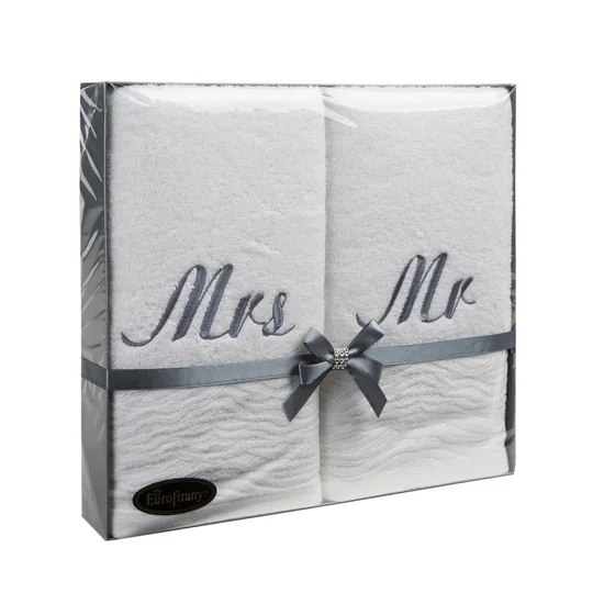 Zestaw prezentowy - zestaw 2 szt ręczników z haftem MRS&MR - 35 x 30 x 5 cm - biały