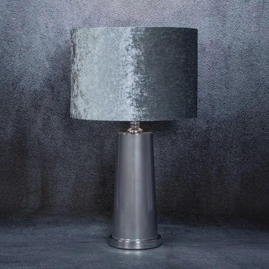 Lampa stołowa MOLY 02 na podstawie z perłowego szkła z błyszczącym welwetowym abażurem - 33 x 23 x 57 cm - stalowy