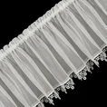 Zazdrostka z matowej mikrosiateczki zdobiona gipiurą - 150 x 30 cm - kremowy 6