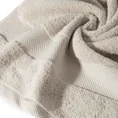 Ręcznik z bordiurą podkreśloną błyszczącą nitką - 50 x 90 cm - beżowy 5