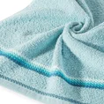 Ręcznik z delikatnym ozdobnym stebnowaniem - 70 x 140 cm - niebieski 5