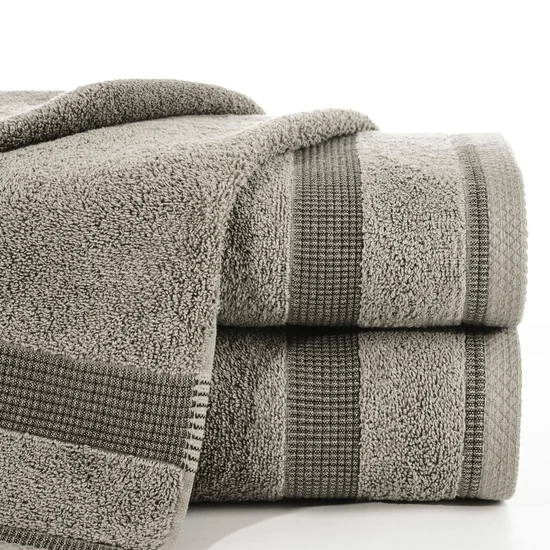 Ręcznik RODOS z ozdobną żakardową bordiurą w pasy - 50 x 90 cm - beżowy