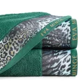 EWA MINGE Ręcznik AGNESE  z bordiurą zdobioną designerskim nadrukiem z motywem zwierzęcym - 70 x 140 cm - butelkowy zielony 1