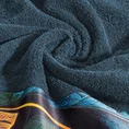 EVA MINGE Ręcznik AMBER z puszystej bawełny z bordiurą zdobioną designerskim nadrukiem - 50 x 90 cm - turkusowy 5