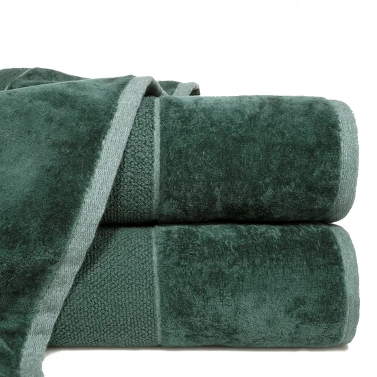 EUROFIRANY CLASSIC Ręcznik LUCY z miękką welurową bordiurą - 30 x 50 cm - butelkowy zielony