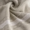 Ręcznik bawełniany  MALIKA 70X90 cm z żakardową bordiurą ze wzorem podkreślonym błyszczącą nicią beżowy - 70 x 140 cm - beżowy 5