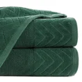 Ręcznik z welwetową bordiurą z wytłaczanym geometrycznym wzorem - 50 x 90 cm - butelkowy zielony 1