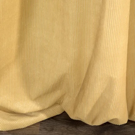 Zasłona o strukturze sztruksu ze srebrnym połyskiem Zasłona o strukturze sztruksu ze srebrnym połyskiem - 140 x 250 cm