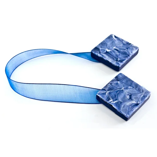 Upinacz dekoracyjny do firan i zasłon z magnesem - 11 cm - niebieski