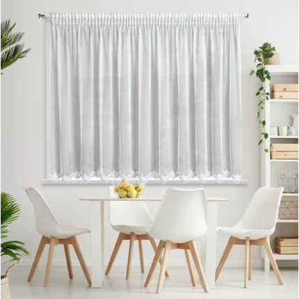 Firana LIZ 2 z gładkiej mikrosiateczki z lekkim połyskiem wykończona haftem Firana LIZ 2 z gładkiej mikrosiateczki z lekkim połyskiem wykończona haftem - 300 x 145 cm