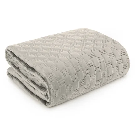 EUROFIRANY PREMIUM narzuta SOFIA 4 z welwetu pikowana metodą hot press EUROFIRANY PREMIUM narzuta SOFIA 4 z welwetu pikowana metodą hot press - 200 x 220 cm