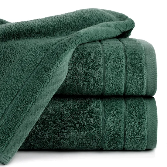 Ręcznik DAMLA z welurową bordiurą - 70 x 140 cm - butelkowy zielony