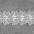 Firana KELY z matowej etaminy zdobiona pasem  haftowanych kwiatuszków - 140 x 250 cm - biały 9