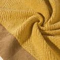 Ręcznik z bawełny zdobiony geometrycznym motywem z żakardową bordiurą - 70 x 140 cm - musztardowy 5