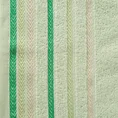 Ręcznik  z kolorowymi paskami w formie jodełki - 70 x 140 cm - zielony 2