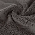 Ręcznik VILIA z puszystej i wyjątkowo grubej przędzy bawełnianej  podkreślony ryżową bordiurą - 70 x 140 cm - brązowy 5
