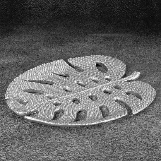 Liść monstery - patera dekoracyjna ELDO o drobnym strukturalnym wzorze, srebrna - 27 x 22 x 2 cm - srebrny