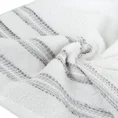 Ręcznik z bordiurą w pasy - 70 x 140 cm - biały 5