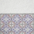 Ręcznik z żakardową bordiurą i geometrycznym wzorem - 50 x 90 cm - kremowy 2