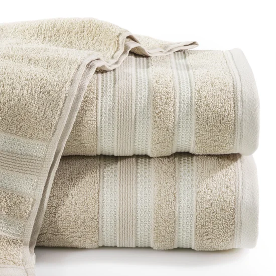 Ręcznik JUDY z bordiurą podkreśloną błyszczącą nicią - 50 x 90 cm - beżowy