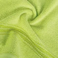 Ręcznik LORI z bordiurą podkreśloną błyszczącą nicią - 50 x 90 cm - zielony 5