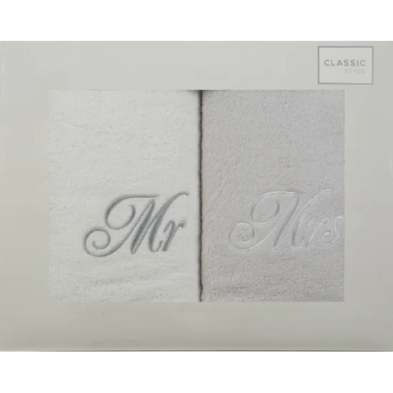 Komplet ręczników z haftem Mrs&Mr w kartonowym opakowaniu - 46 x 36 x 7 cm - biały