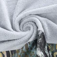 EWA MINGE Ręcznik CARLA z bordiurą zdobioną fantazyjnym nadrukiem - 70 x 140 cm - srebrny 5