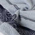 EUROFIRANY CLASSIC Ręcznik SYLWIA 1 z żakardową bordiurą tkaną w ornamentowy wzór - 70 x 140 cm - niebieski 5