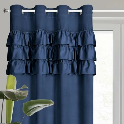 Zasłona gotowa SAMI z welwetu zdobiona pasem cyrkoni i subtelnych falban Zasłona gotowa SAMI z welwetu zdobiona pasem cyrkoni i subtelnych falban - 140 x 250 cm