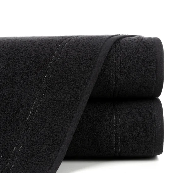 Ręcznik klasyczny podkreślony dwoma delikatnymi paseczkami - 30 x 50 cm - czarny
